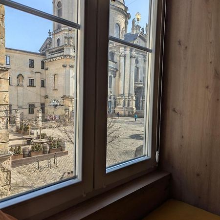 V.I.P Apartments Dominikanos Lwów Zewnętrze zdjęcie