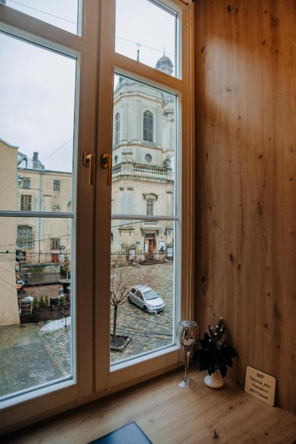 V.I.P Apartments Dominikanos Lwów Zewnętrze zdjęcie