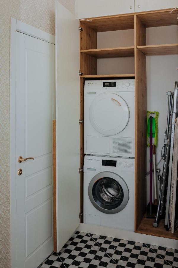 V.I.P Apartments Dominikanos Lwów Zewnętrze zdjęcie