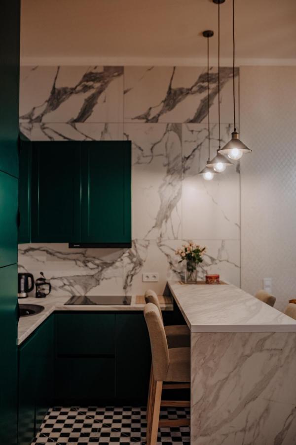 V.I.P Apartments Dominikanos Lwów Zewnętrze zdjęcie