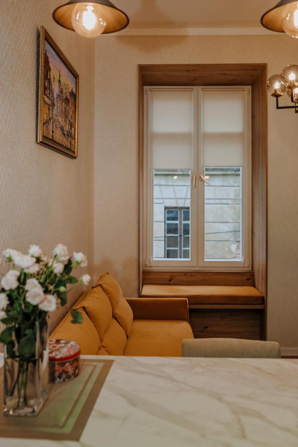 V.I.P Apartments Dominikanos Lwów Zewnętrze zdjęcie