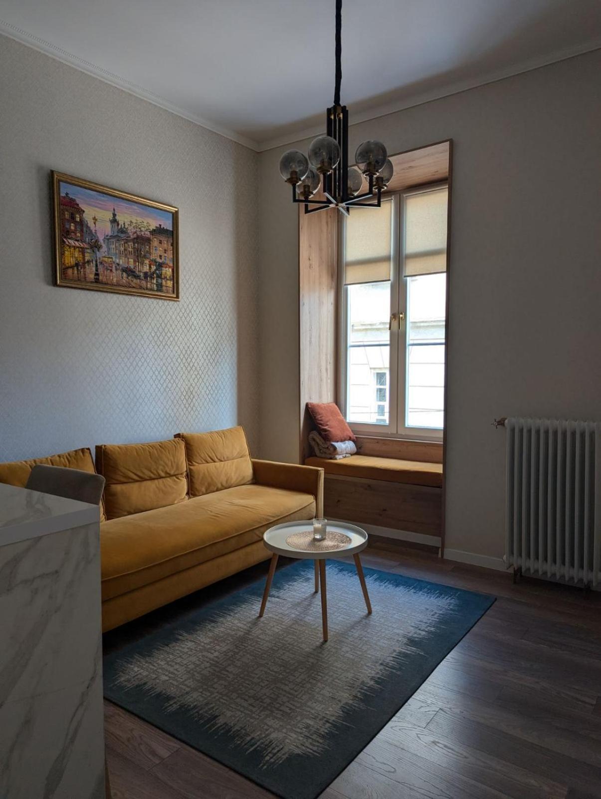 V.I.P Apartments Dominikanos Lwów Zewnętrze zdjęcie